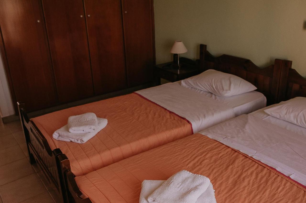 Flamingo Apartments باليكاسترون المظهر الخارجي الصورة