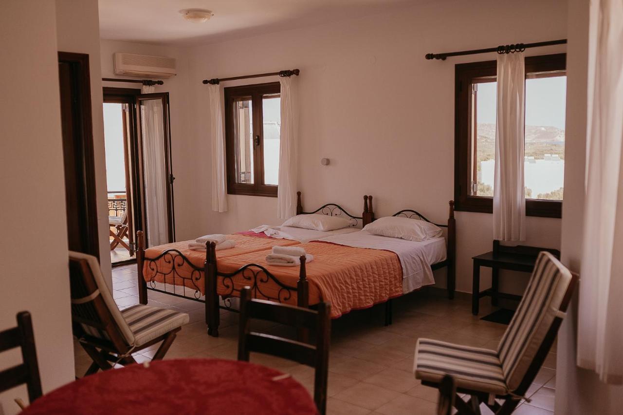 Flamingo Apartments باليكاسترون المظهر الخارجي الصورة