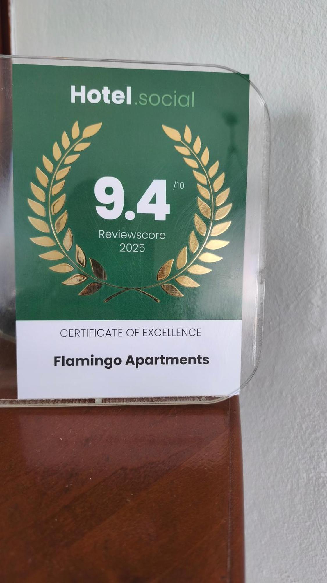 Flamingo Apartments باليكاسترون المظهر الخارجي الصورة