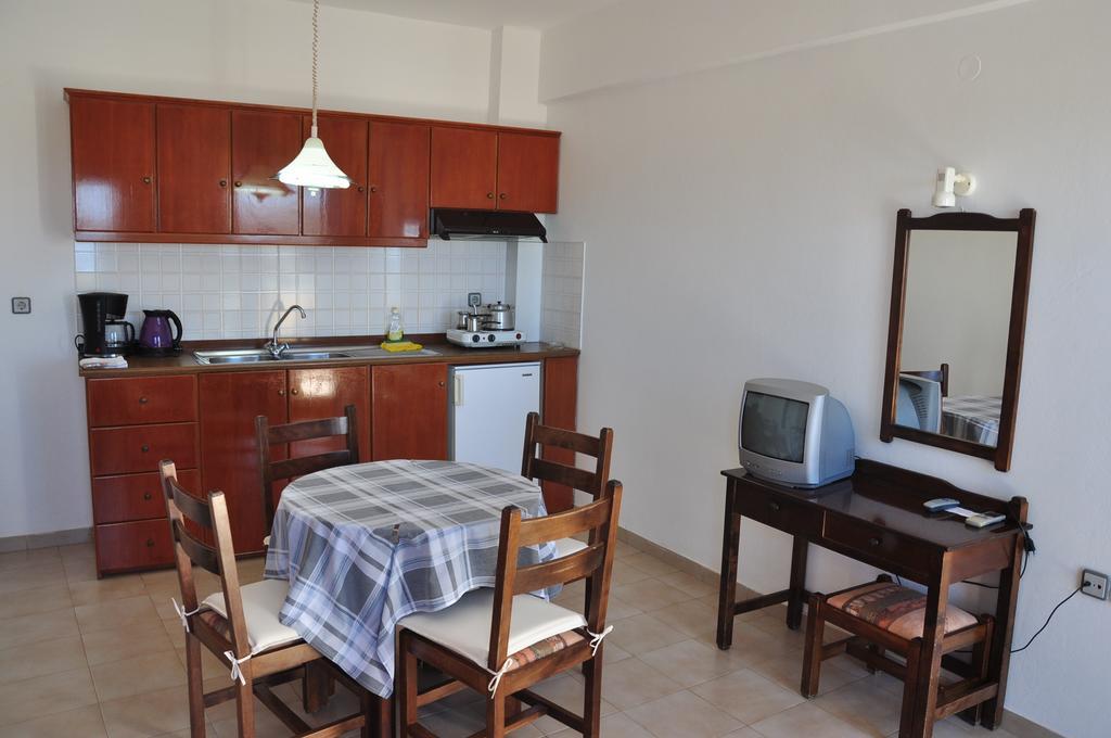 Flamingo Apartments باليكاسترون المظهر الخارجي الصورة